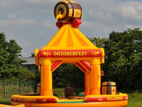 Fass-Schleudern in Oktoberfestoptik - Schleuder-Fass mieten