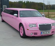 Stretchlimousine Chrysler 300C Pink mit Chauffeur+TOP Ausstattung+Professioneller Service. -EliteLimos-
