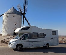ADRIA CORAL XL 660 SL