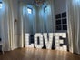 LOVE XXL Buchstaben Leuchten 120 cm hoch mieten Verleihen Hochzeit Event Schriftzug ausleihe - Galerie - Bild 3