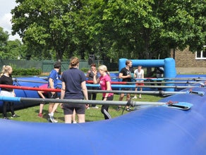 Human Table Soccer - Menschenkicker - Menschenfußball mieten