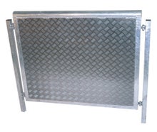 Crash Barrier, Absperrung, Crashbarrier, Stage Barrier, Stagebarrier, Demogitter, Bühnengitter, Grabengitter, mobile Absperrung, Absperrungen, Barricade, Barricades, Barrikade, Blockade, Wellenbrecher, Bühnenbarrikade,Vario Element