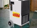 Bautrockner / Entfeuchter für 140 m², max. 70 l/24 h - Galerie - Bild 1