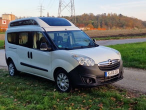 Rollstuhlauto Rollstuhltransporter Behindertengerecht