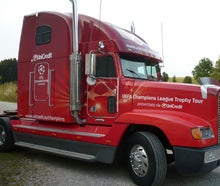 Showtruck, Bühnenauflieger, Gefangenentransporter, Armeefahrzeug, Roadshowfahrzeug, Amerikanischer Schulbus, Freightliner, Mercedes Sprinter Sattelzug, US-Schoolbus, Eventmobil, Amerikanischer Truck