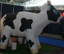 Melkkuh oder Rodeobulle manuell oder Riesendart