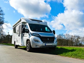 Wohnmobil Carado T338 mit Hubbett