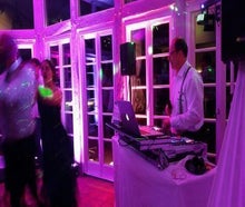 Discjockey / DJ / Moderator / DJ-Servicepaket IV / Hochzeit oder Geburtstagsfeier