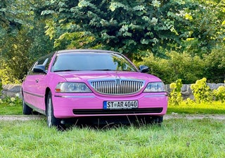 Lincoln Stretchlimousine in Pink