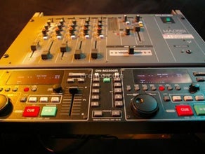 Keyrack III - Mischpult Ecler MAC 55I und Denon DN 2300 R MD Player/Recorder