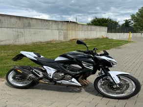 Kawasaki Z800 - weiß