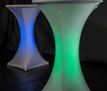 Stehtisch mit LED Beleuchtung und Hussen