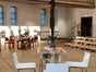 Design Barhocker Kuadra mieten – Weiß & Modern – Stapelbar & Ergonomisch - Galerie - Bild 2