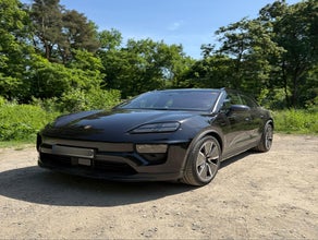 Porsche Macan 4 Elektro Sportfahrzeug