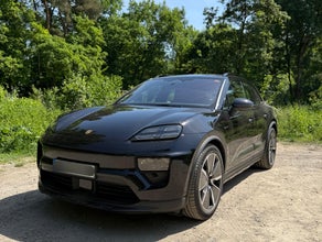 Porsche Macan 4 Elektro Sportfahrzeug
