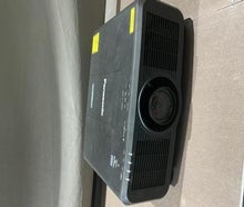 Panasonic PT-MZ770E Laser Phosphor Projektor 8000 Ansi Lumen