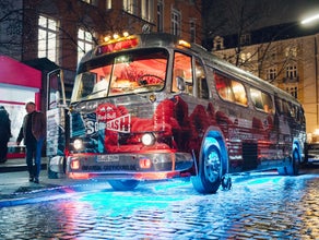 "Independence Greyhound Bus" - Greyhound Bus von 1948 - Limo
