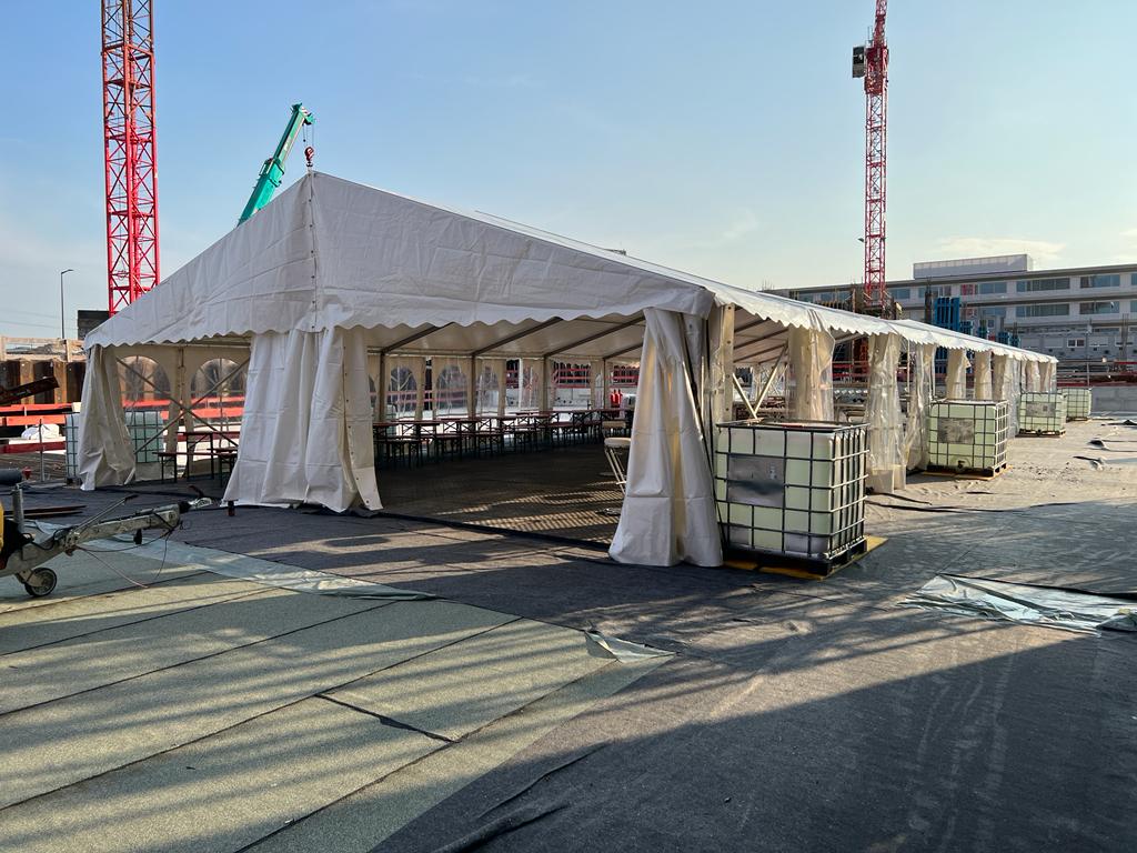Gartenparty bis 200 Personen inkl. Boden und Zeltheizung (beheizt bis 30  Grad) - www.mietedeinezelte.de