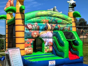 Jungle Hüpfburg mieten – Multiplay Eventmodul für Kindergeburtstag, Firmenfeiern, Hochzeit & Events Fürth / Nürnberg