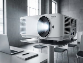 Beamer mieten (ab € 69,90): 4K UHD & HDR ✓ Heimkino, Gartenkino & Public Viewing ✓ Bis 300 Zoll ✓ Leinwand optional ✓ Kautionsfrei ✓ 28 Standorte