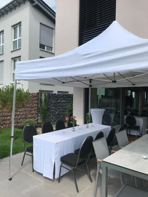 Pavillon mieten für Gartenpartys, Hochzeiten und Firmenevents