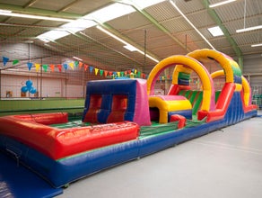 Hüpfburg - Hindernisparcours mieten