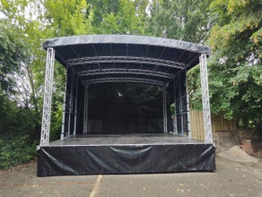 Mobile Bühne / Trailer Bühne / Event Bühne, Rundbogen 8x6m mit oder ohne PA Wings