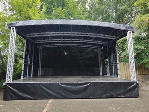 Mobile Bühne / Trailer Bühne / Event Bühne, Rundbogen 8x6m mit oder ohne PA Wings