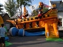 Piratenschiff auf Welle / Hüpfburg Pirat