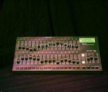 NSI 7016 Computerlichtpult - kompakte DMX Lichtkonsole