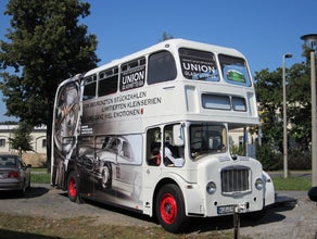 Exklusiver Londonbus - mit seitlicher Bühne, Londonbus, Roadshow, Event, Messestand, Promotionbus, promotional bus, Truck,