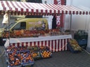 Marktstand mit Rot / Weißer Dachplane - Galerie - Bild 1