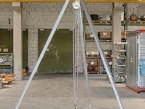 Alu-Dreibock max.1000kg