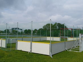Straßenfußball - Street Soccer Court - Bolzplatz mieten