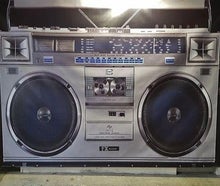 Bühnenbild Kasettenrecorder - 80er Jahre Dekoration