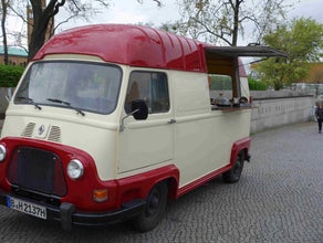 Foodtruck / Food Truck / historisches Cateringfahrzeug Estafette