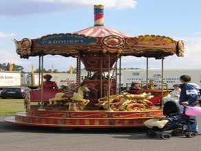 Miniatur Dampfkarussell 1886