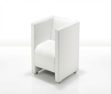 Weißer Loungesessel mieten – Clubsessel in Kunstleder für Business & Messe