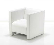 Weißer Loungesessel mieten – Clubsessel in Kunstleder für Business & Messe