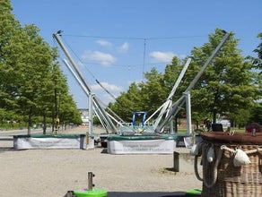 ALL-INCLUSIVE Bungee-Trampolin für 4 Personen