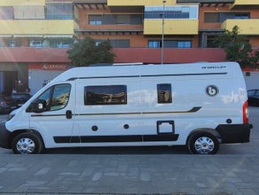 STILVOLLER CAMPER VAN