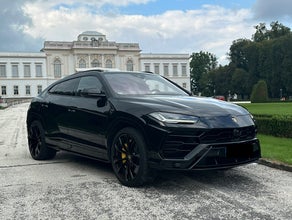 Lamborghini URUS - Erleben Sie jetzt den Über-SUV von Lamborghini