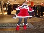Walk-Act Christmas-Girl / Spezial-Promotion / Kostüm / Promoter - Galerie - Bild 2