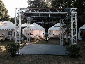 Tanzboden 4 m x 4 m / Tanzfläche / Tanzparkett / Multifunktionsboden / Zeltboden / Messebelag / Hygieneboden / Hallenboden / Allzweckboden