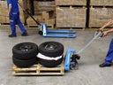 Gabelhubwagen bis 2.500 kg Tragkraft