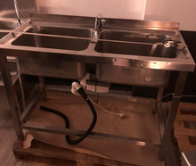Doppelspüle mit Durchlauferhitzer