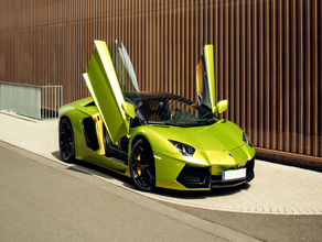 Lamborghini Aventador mieten