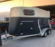 2- Pferdeanhänger