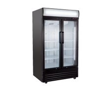 XXL Getränkekühlschrank mit 630 Liter Kühlraumvolumen und Innenbeleuchtung, abschließbar