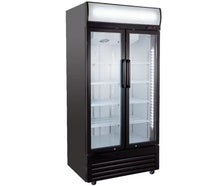 XXL Getränkekühlschrank mit 630 Liter Kühlraumvolumen und Innenbeleuchtung, abschließbar
